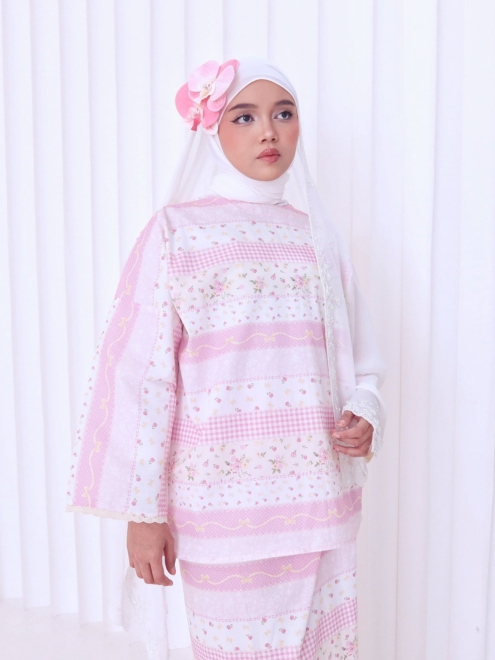 Esra Pink Ribbon 1